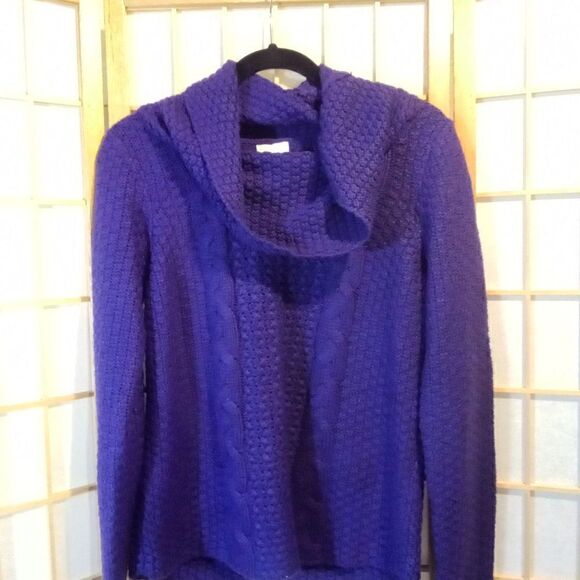 Chico's Med Turtleneck Sweater - Picture 2 of 14